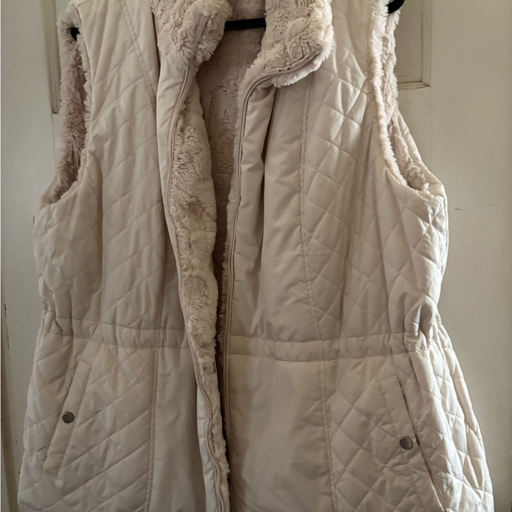 Beige Sleeveless Quilted/Plush Reversible Vest